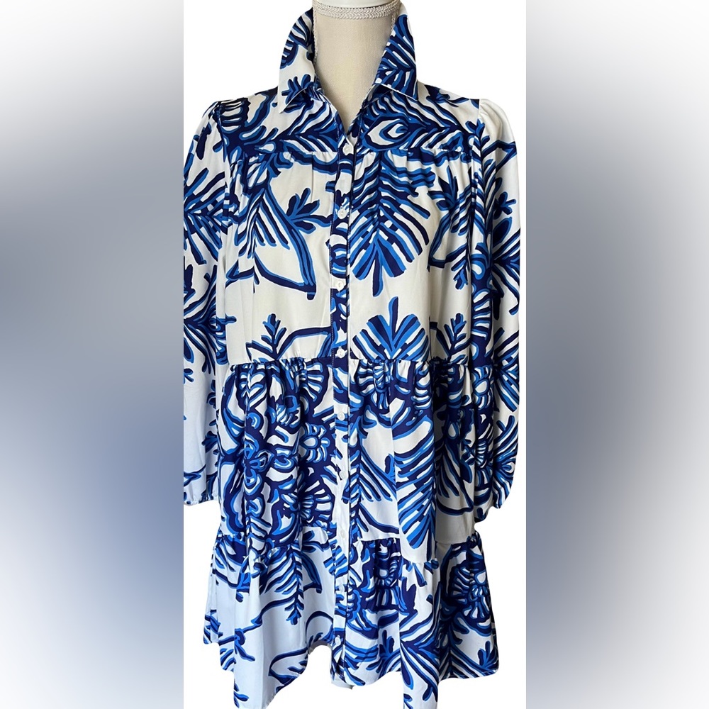 Blue and white botanical print dress. Long sleeve, lightweight. Size S/M